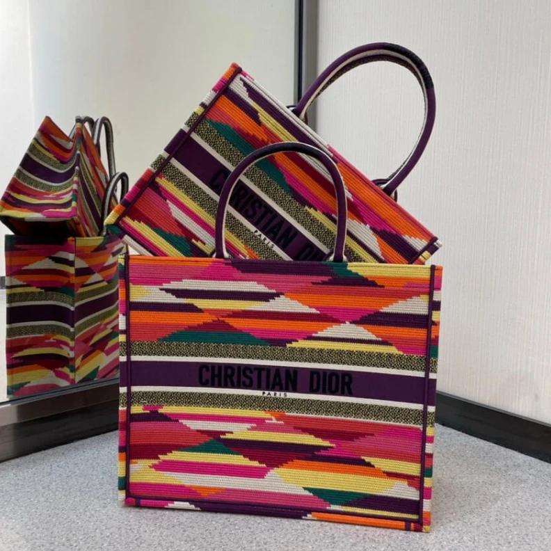 Top lv 'Christia Christian Dior Small Book Tote Multicolor Patchwork Embroidery