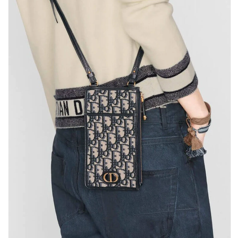 Shop shoulder bags 'CD' sign Dior 30 Montaigne Long Wallet Blue Oblique Jacquard