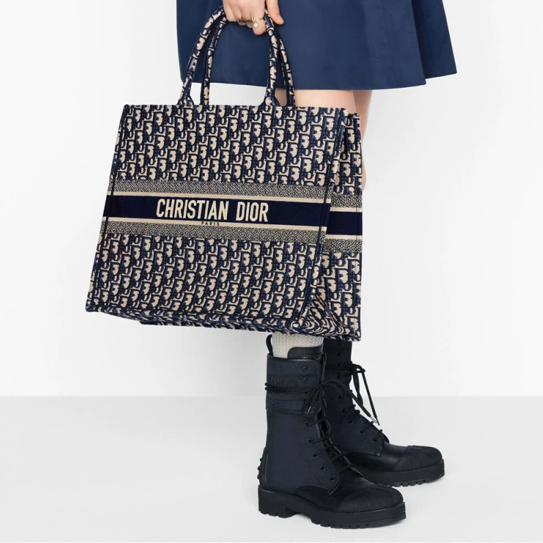 Top lv CHRISTIAN Dior Book Tote Blue Dior Oblique Embroidery