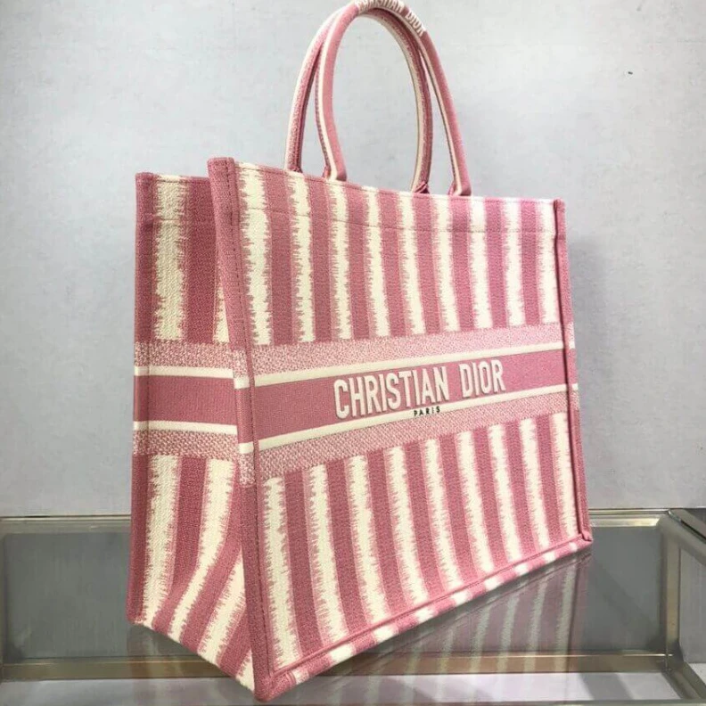 Louis vuitton locations The Dior B Dior Book Tote Pink D-Stripes Embroidery