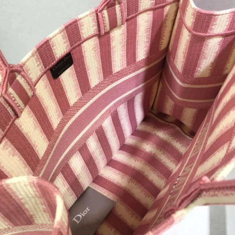 Louis vuitton locations The Dior B Dior Book Tote Pink D-Stripes Embroidery