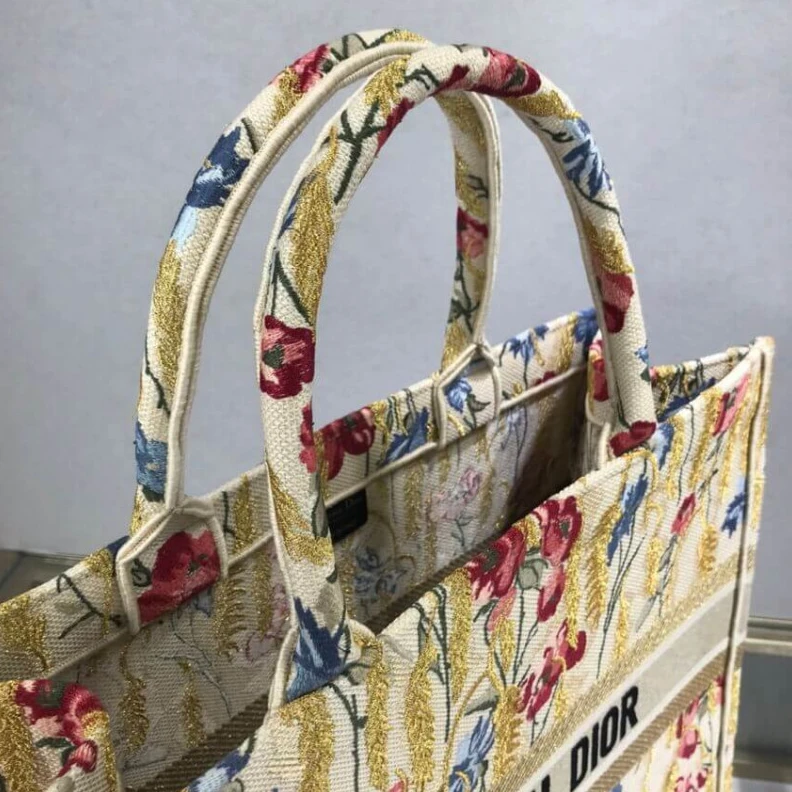 Replica bags The Dior B Dior Book Tote in Beige Multicolor Hibiscus Metallic Thread Embroidery