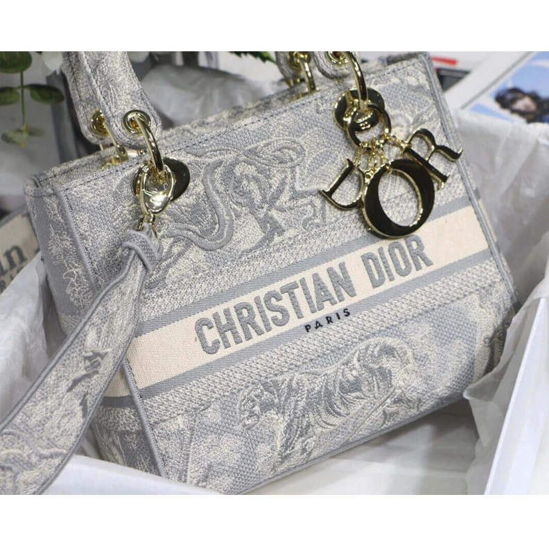 Louis vuitton locations 24 x 20 x Dior Medium Lady D-Lite Bag Gray Toile de Jouy Reverse Embroidery