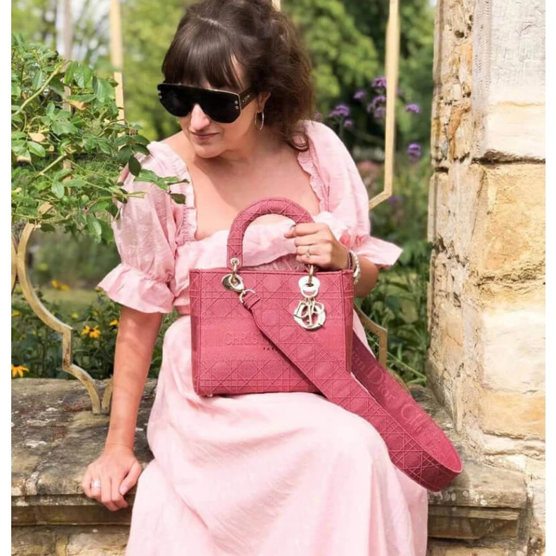 Replica valentino bags The Lady D Dior Medium Lady D-Lite Bag Mallow Rose Cannage Embroidered