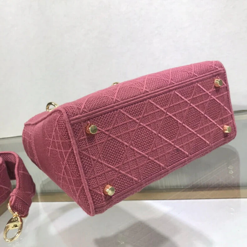 Replica valentino bags The Lady D Dior Medium Lady D-Lite Bag Mallow Rose Cannage Embroidered