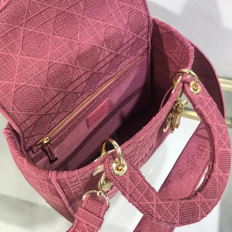 Replica valentino bags The Lady D Dior Medium Lady D-Lite Bag Mallow Rose Cannage Embroidered