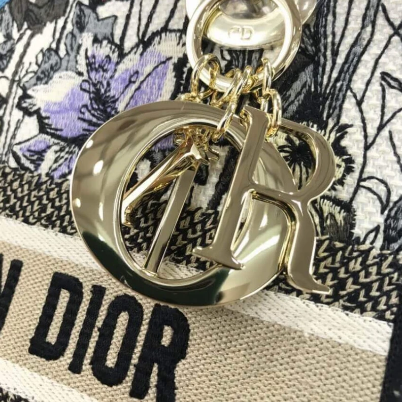 Replica valentino bags Can be ca Dior Medium Lady D-Lite Bag Multicolor Mille Fleurs Embroidery