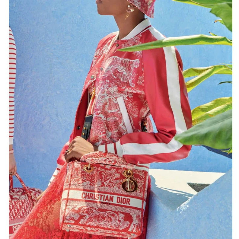 Replica ysl bags Dust bag Dior Medium Lady D-Lite Bag Raspberry Toile de Jouy Reverse Embroidery