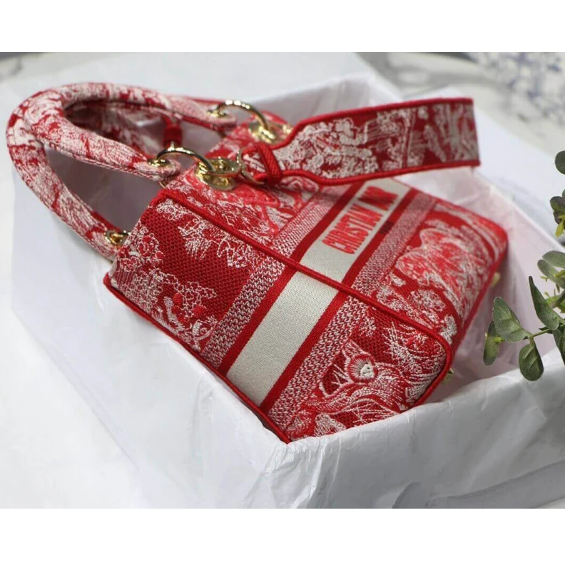 Replica ysl bags Dust bag Dior Medium Lady D-Lite Bag Raspberry Toile de Jouy Reverse Embroidery