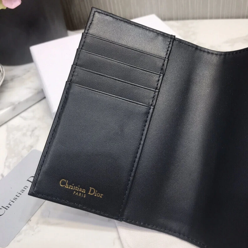 High quality replica bags This styli Dior Oblique Passport Holder Blue