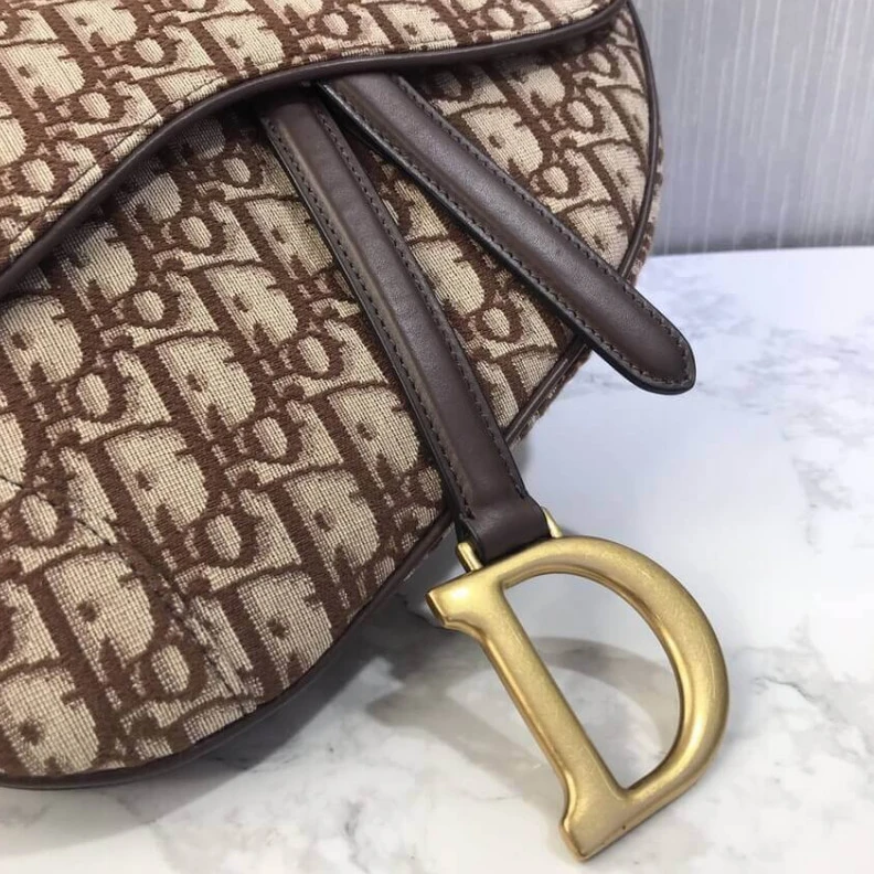 Shop shoulder bags Magnetic Dior Saddle Bag Burgundy Oblique Jacquard