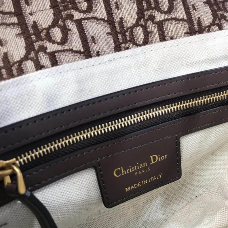 Shop shoulder bags Magnetic Dior Saddle Bag Burgundy Oblique Jacquard