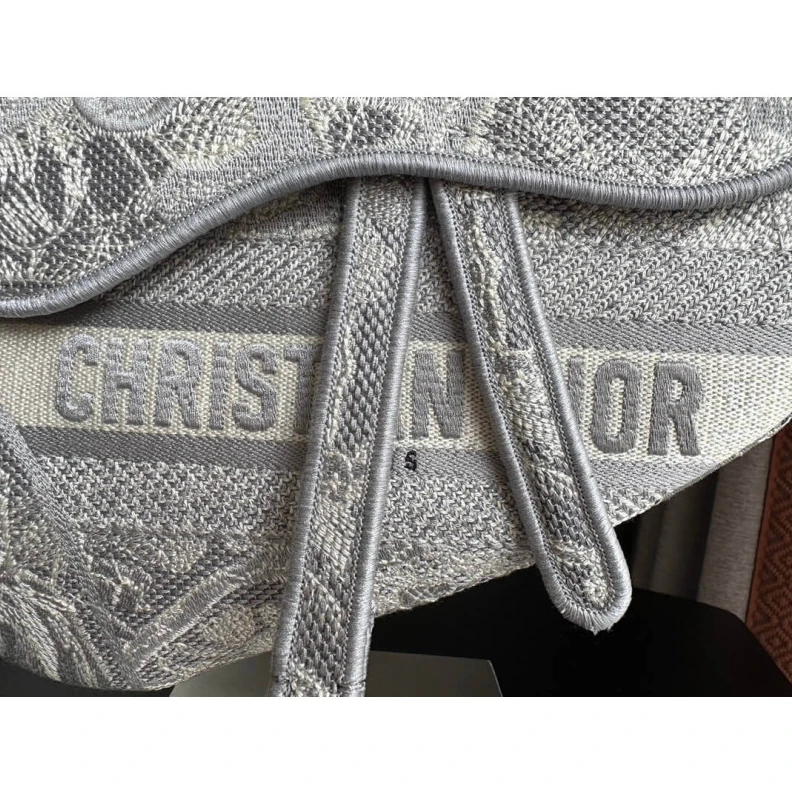 Replica bags lv Maria Graz Dior Saddle Bag Grey Toile de Jouy Embroidery