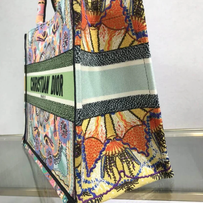 Replica valentino bags The Dior B Dior Small Book Tote Multicolor In Lights Embroidery