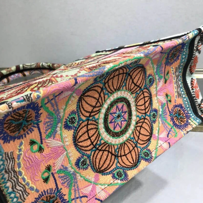 Replica valentino bags The Dior B Dior Small Book Tote Multicolor In Lights Embroidery