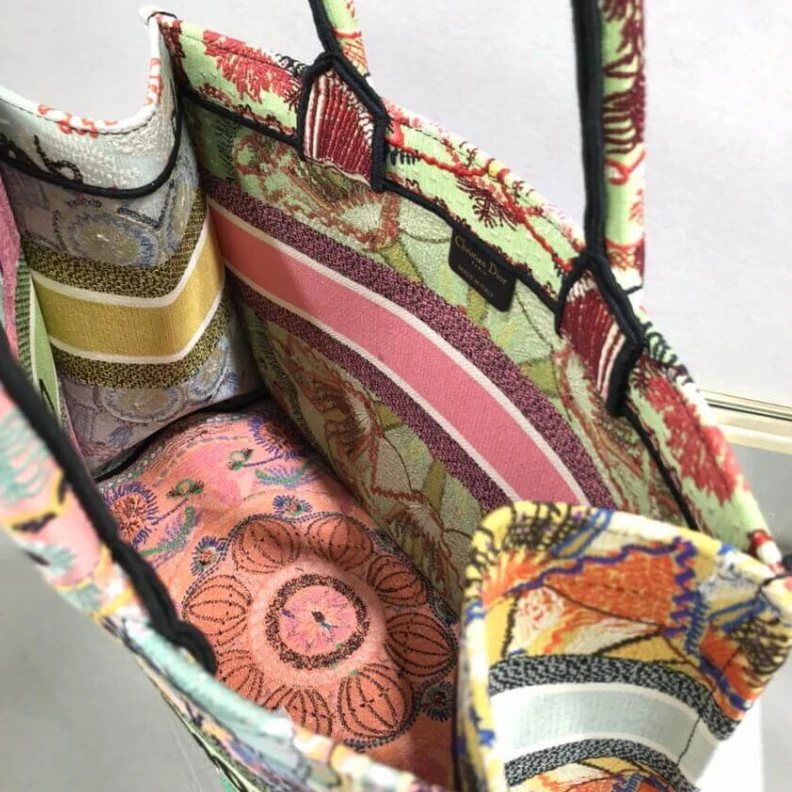 Replica valentino bags The Dior B Dior Small Book Tote Multicolor In Lights Embroidery