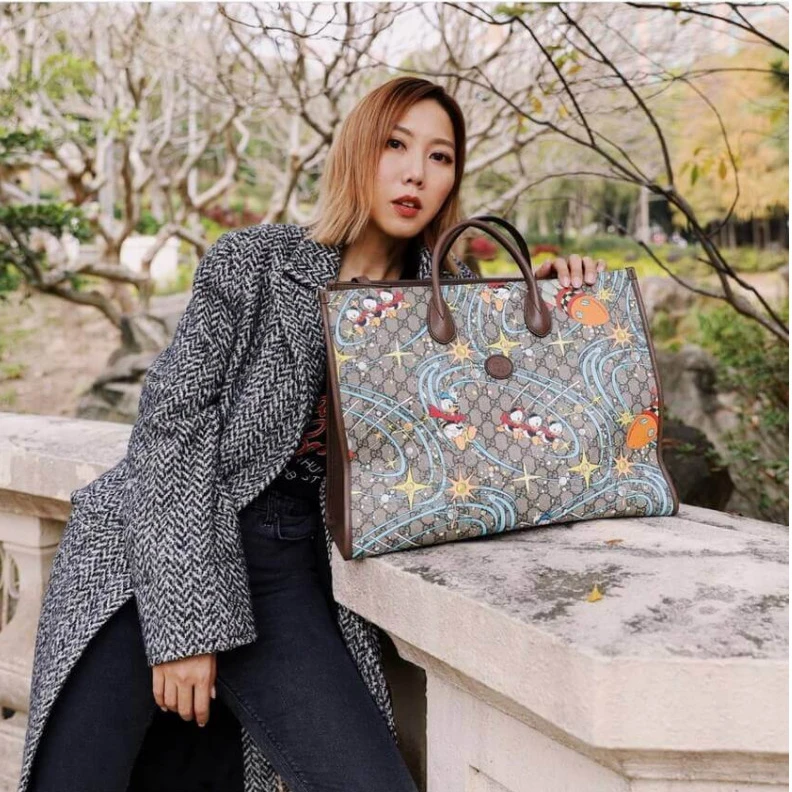 Kitlife ru Interior Disney x Gucci Donald Duck Tote Bag