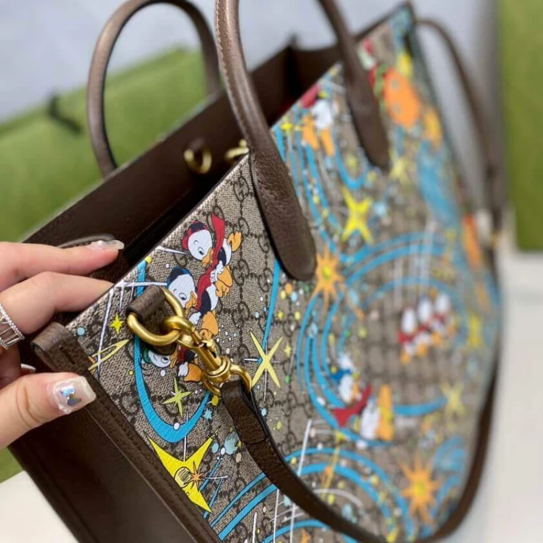 Kitlife ru Interior Disney x Gucci Donald Duck Tote Bag