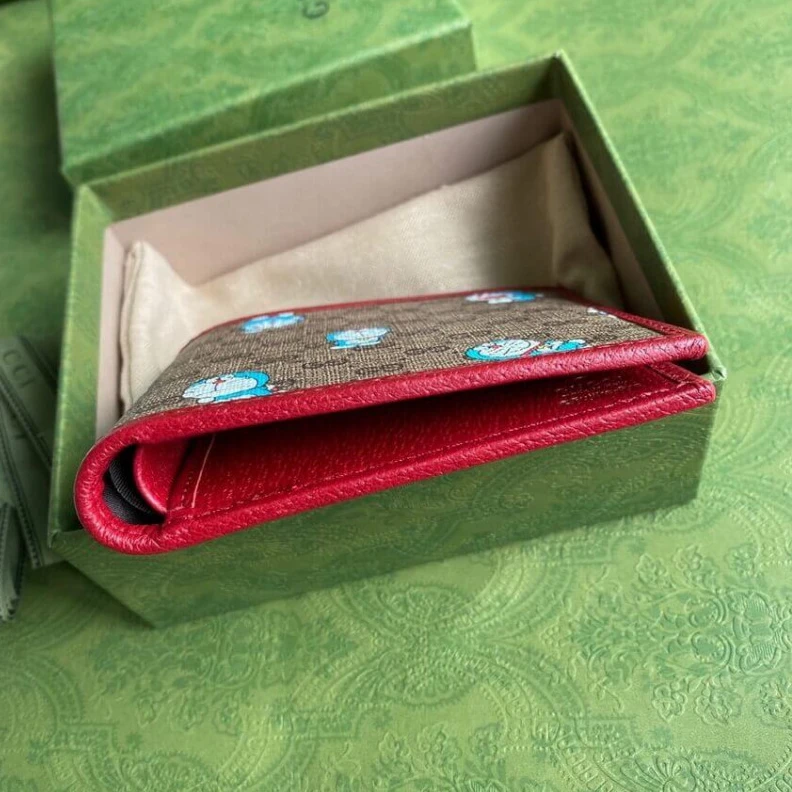 Top lv Eight car Doraemon x Gucci Bifold Wallet
