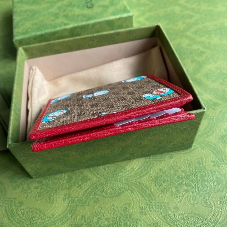 Top lv Eight car Doraemon x Gucci Bifold Wallet