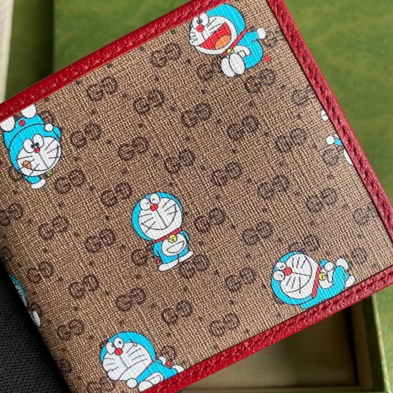 Top lv Eight car Doraemon x Gucci Bifold Wallet