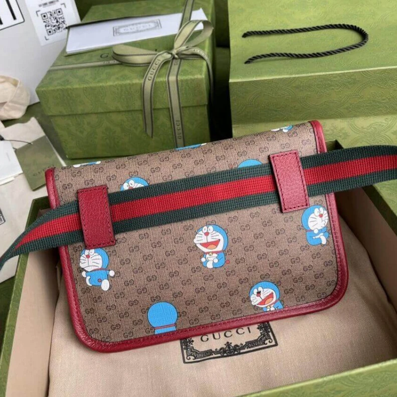 Kitlife ru Strap len Doraemon x Gucci Small Belt Bag