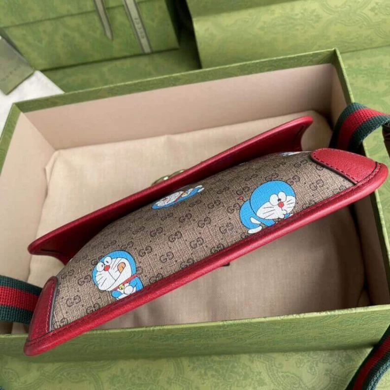 Kitlife ru Strap len Doraemon x Gucci Small Belt Bag