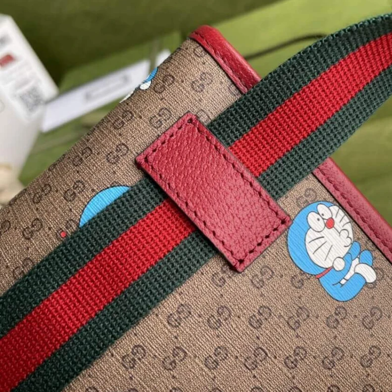 Kitlife ru Strap len Doraemon x Gucci Small Belt Bag