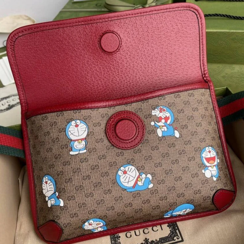 Kitlife ru Strap len Doraemon x Gucci Small Belt Bag