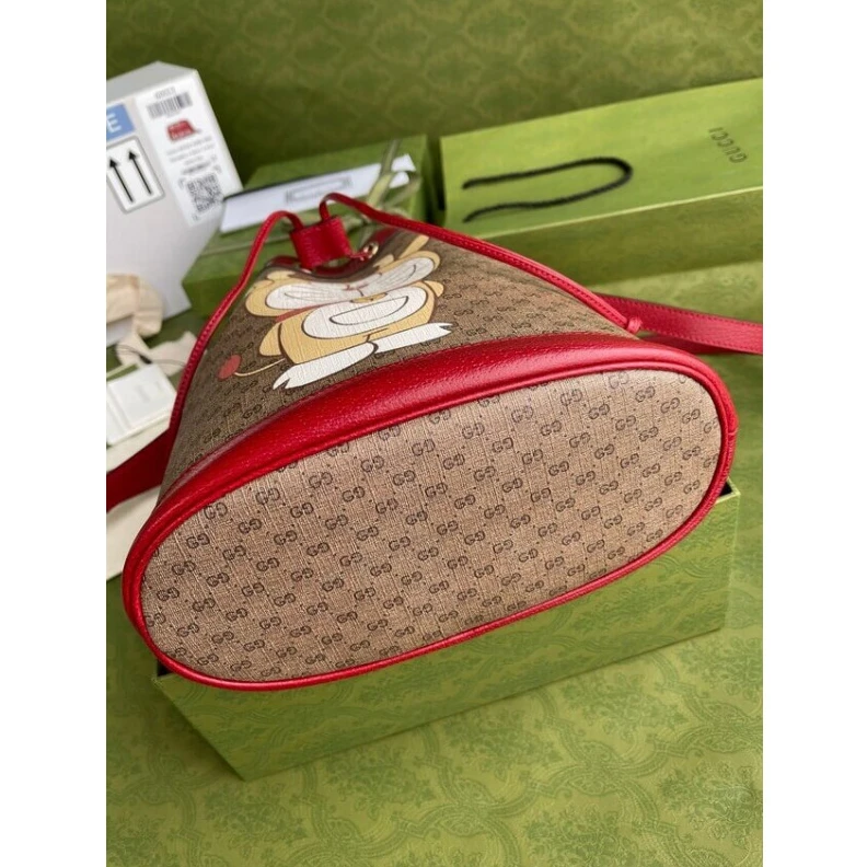 Replica bags lv Shiny gol Doraemon x Gucci Small Bucket Bag