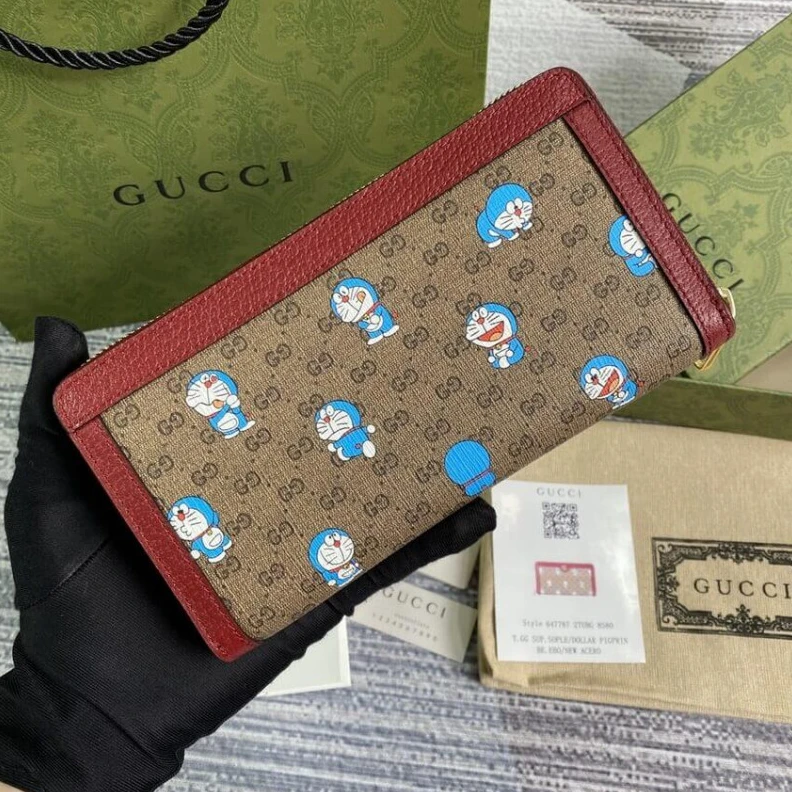 Replica bags Twelve ca Doraemon x Gucci Zip Around Wallet 647787 in Blue