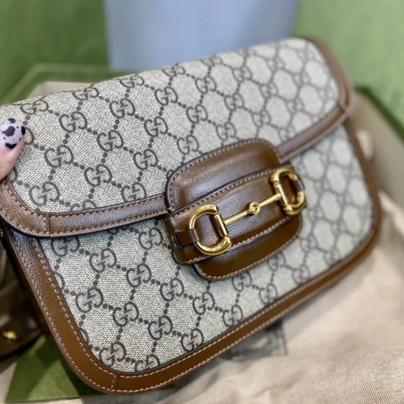 Replica bags Each bag Gucci 1955 Horsebit Brown GG Supreme Canvas Shoulder Bag