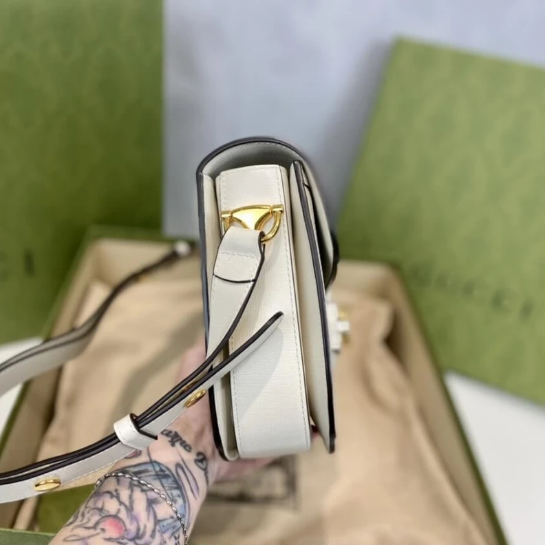 Kitlife ru   Gucci 1955 Horsebit White GG Supreme Canvas Shoulder Bag
