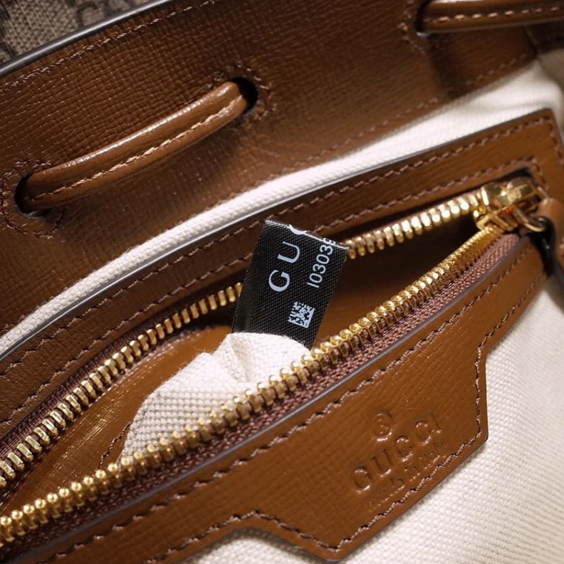 Top lv Beige and Gucci Backpack with Interlocking G in GG Supreme