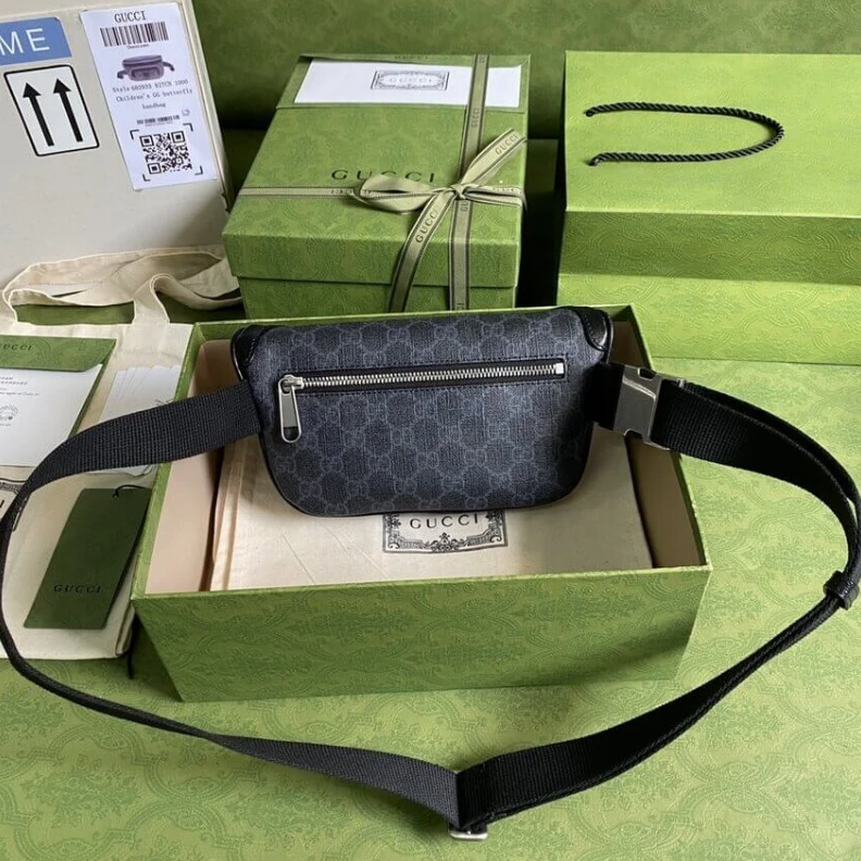 Kitlife Colors ani Gucci Belt Bag with Interlocking G in Black GG Supreme