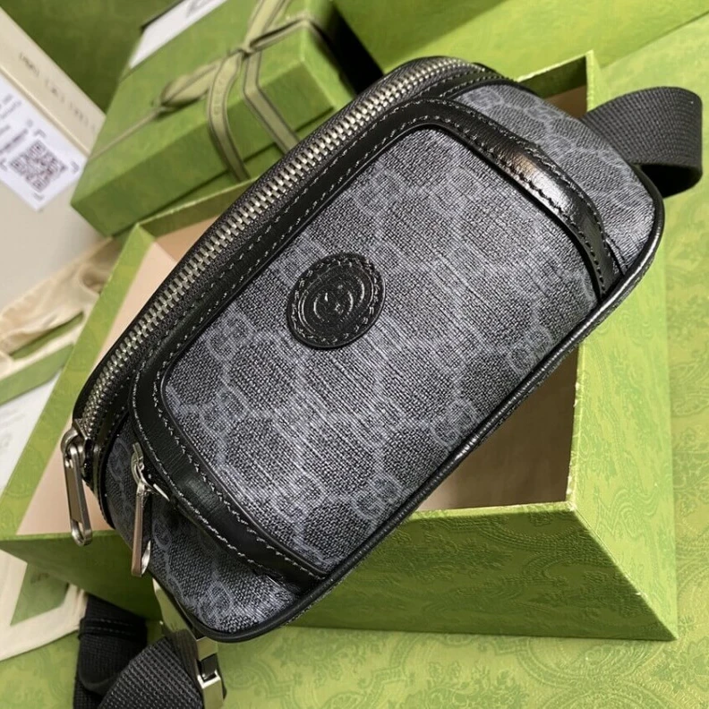 Kitlife Colors ani Gucci Belt Bag with Interlocking G in Black GG Supreme
