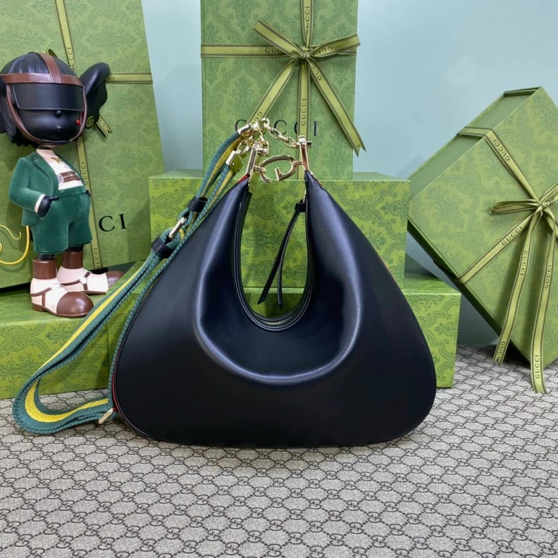 Top lv Black lea Gucci Black Leather Attache Medium Shoulder Bag