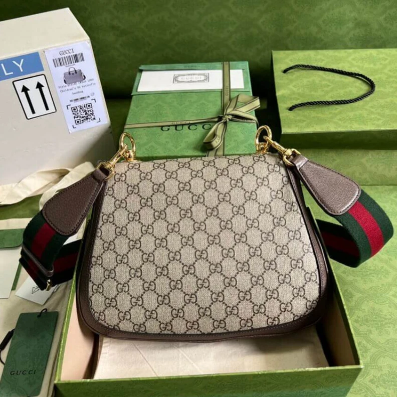 Lv belts replica Double sh Gucci Blondie Medium Shoulder Bag With Round Interlocking G