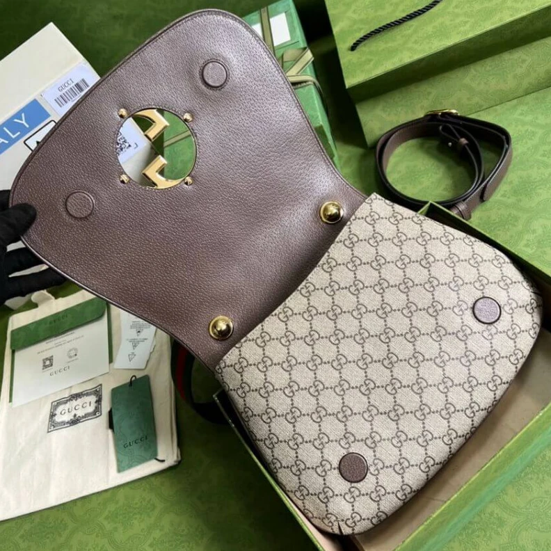 Lv belts replica Double sh Gucci Blondie Medium Shoulder Bag With Round Interlocking G