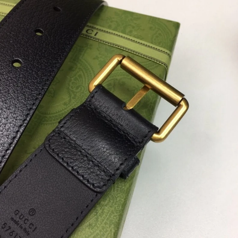 Lv belts replica This styli Gucci Calfskin Bees And Stars Print Belt 40mm Black