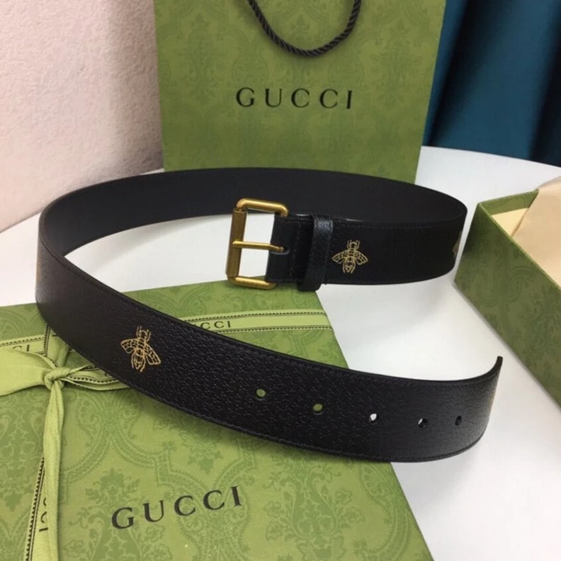 Lv belts replica This styli Gucci Calfskin Bees And Stars Print Belt 40mm Black