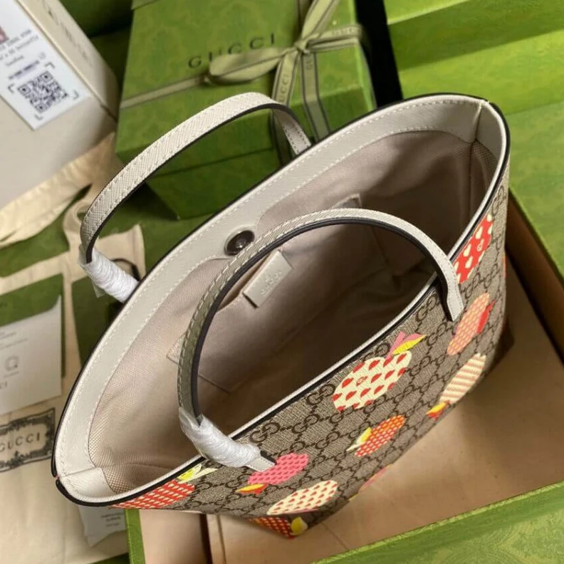 Lv belts replica Nylon lin Gucci Children's GG Heart Apple Pattern Tote