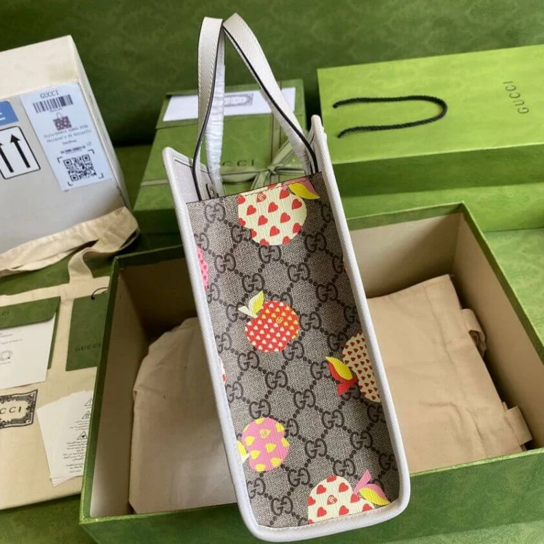 Replica bag Beige and Gucci Children's GG Heart Apple Pattern Tote