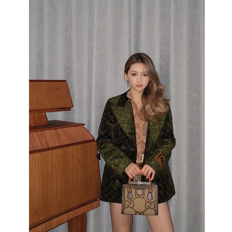 Lv belts replica Camel and Gucci Diana Jumbo GG Mini Tote Bag