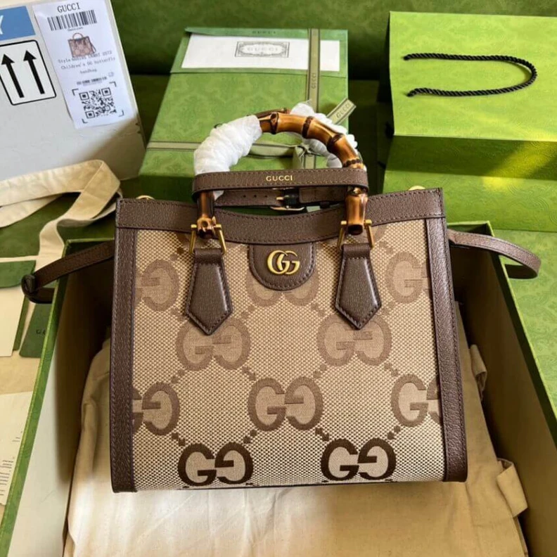 Replica bags lv Bamboo ha Gucci Diana Jumbo GG Small Tote Bag