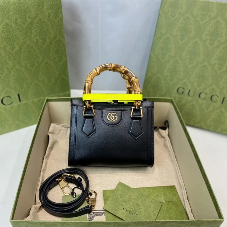 Top lv This item Gucci Diana Mini Tote Bag Black