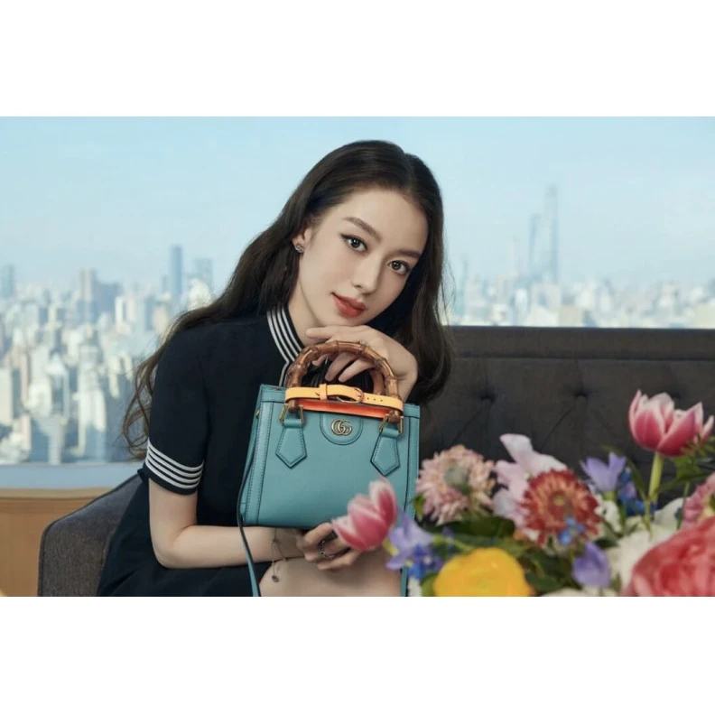 Replica bag Bamboo ha Gucci Diana Mini Tote Bag Light Blue
