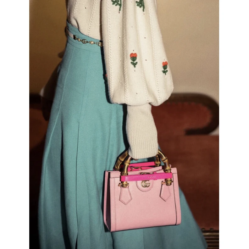 Louis vuitton locations Pink  Gucci Diana Mini Tote Bag Pink