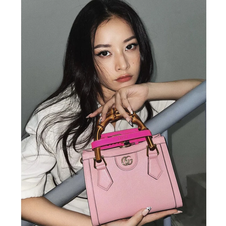 Louis vuitton locations Pink  Gucci Diana Mini Tote Bag Pink