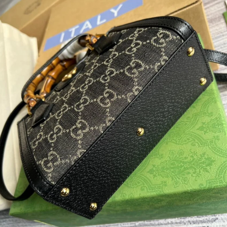 Replica bag Shiny ant Gucci Diana Mini Tote Bag in Black Denim